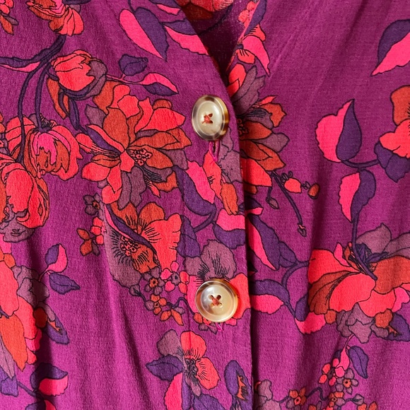 Puff Sleeve Anthropologie Orange and Purple Floral Top. XL. - Picture 4 of 5